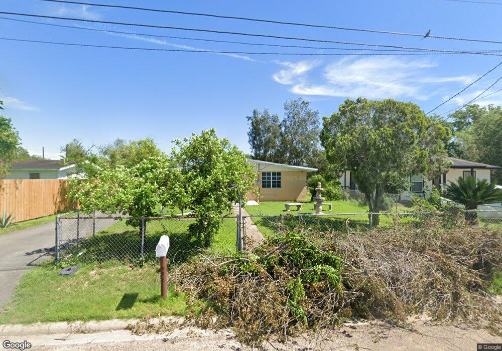 1406 Santa Maria St, Weslaco, TX 78596 - photo 1