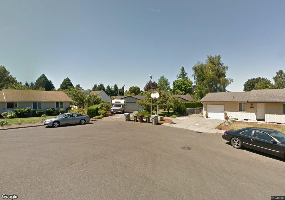 633 NE 21st Place, Canby, OR 97013 - photo 1