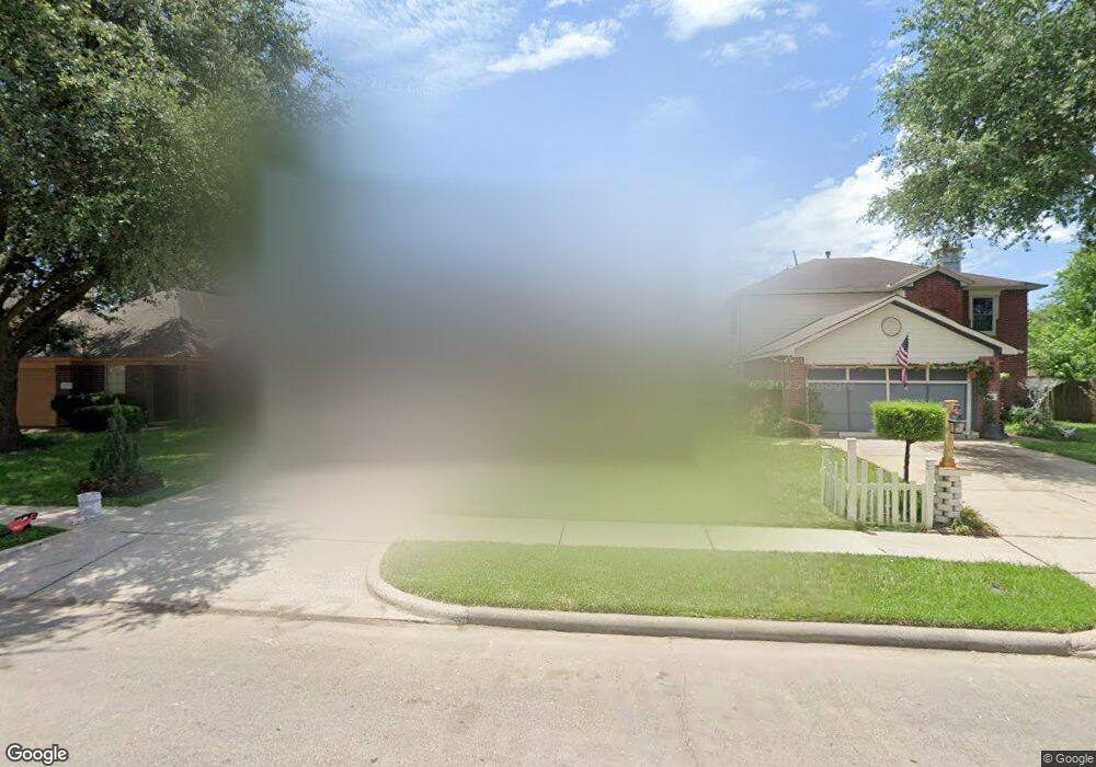 8811 Scenic Green Dr, Houston, TX 77088 - photo 1