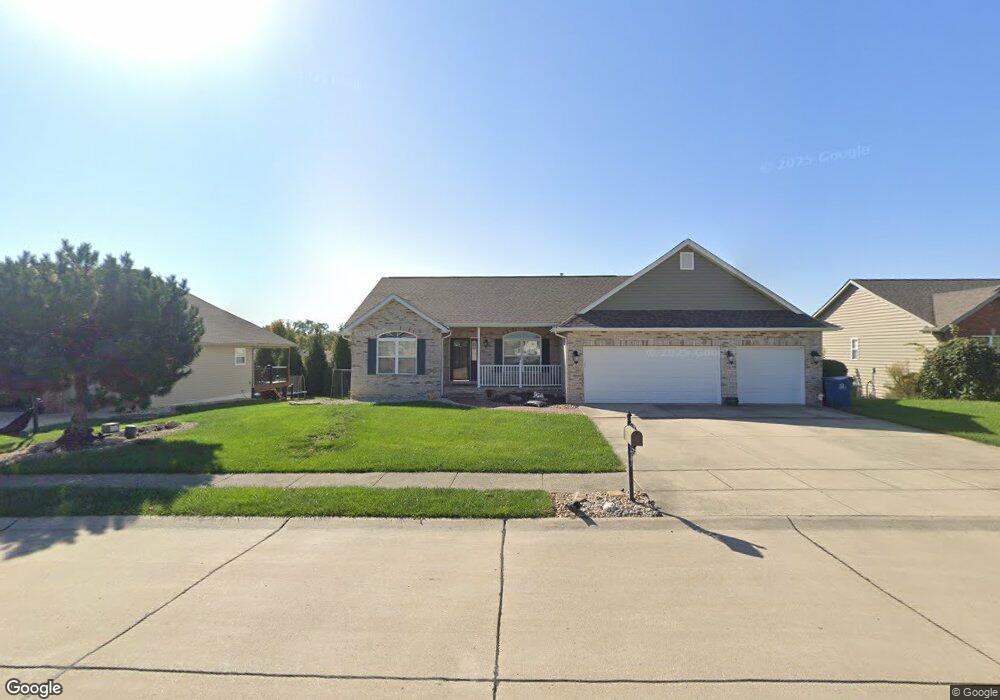 6136 Keebler Oaks Dr, Maryville, IL 62062 - photo 1