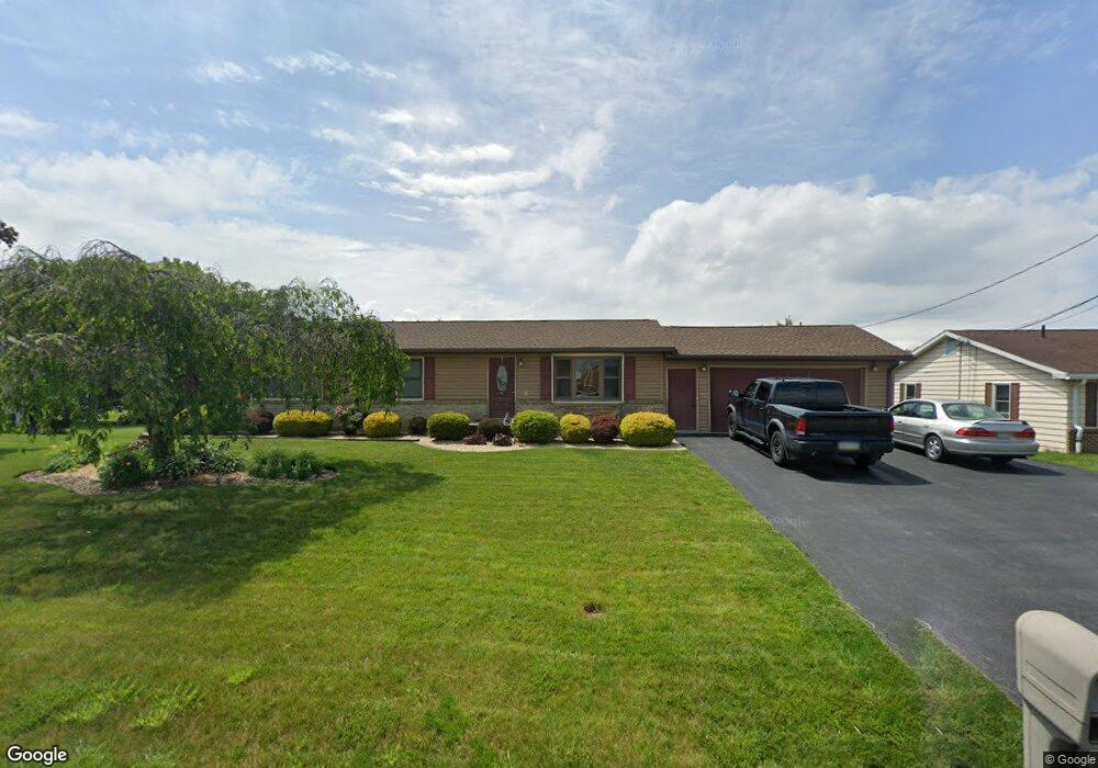 869 Warm Spring Rd, Chambersburg, PA 17202 - photo 1