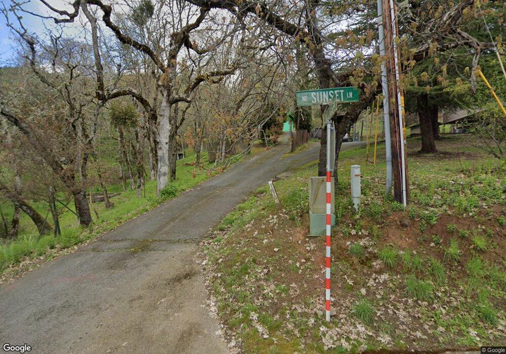 1630 NE Hillcrest Dr, Grants Pass, OR 97526 - photo 1