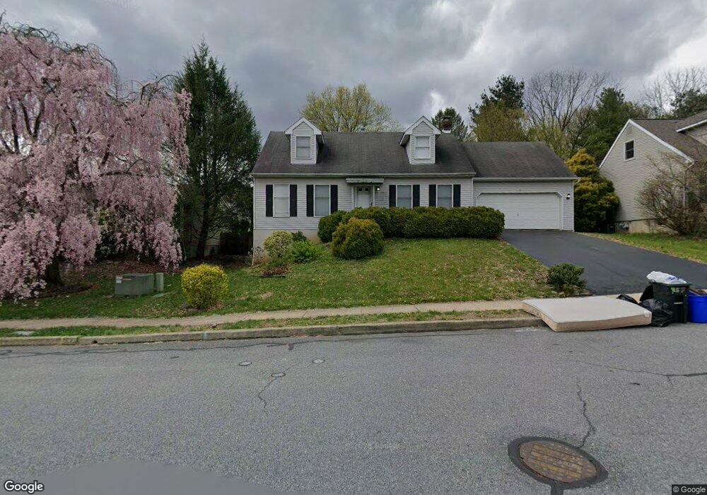 1401 Fredrick Blvd, Reading, PA 19605 - photo 1