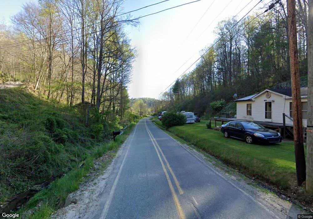 19 Dale Earnhardt Dr unit 5 19, Burnsville, NC 28714 - photo 1