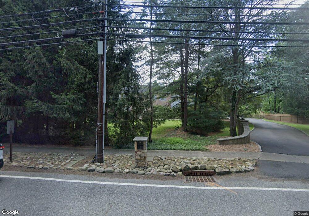 307 Old Tappan Rd, Old Tappan, NJ 07675 - photo 1