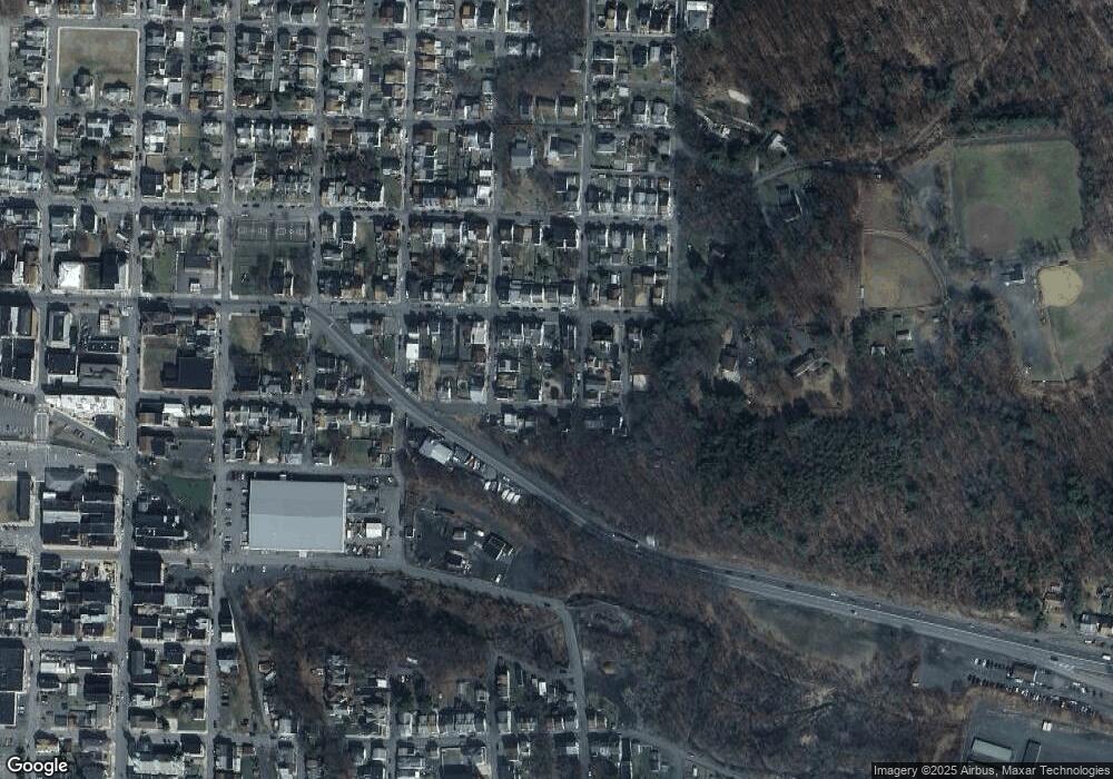 925 E Commerce St, Shamokin, PA 17872 - photo 1