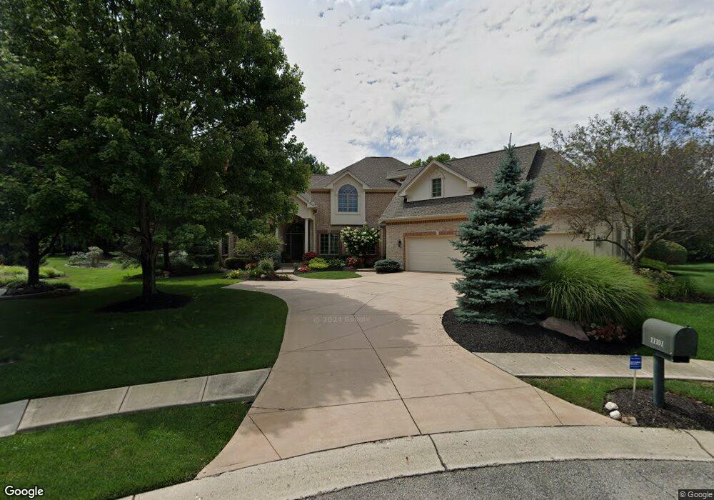 11101 Bluebird Ct, Fishers, IN 46037 - photo 1
