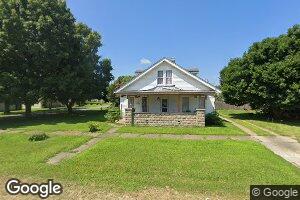 12 S Jefferson St, Worthington, IN 47471