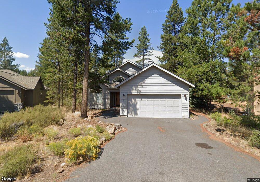 18208 Mt St Helens Ln, Bend, OR 97707 - photo 1