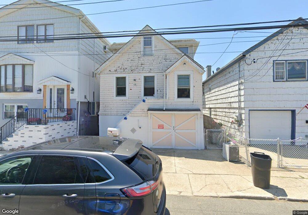 12 W 18th Rd, Broad Channel, NY 11693 - photo 1