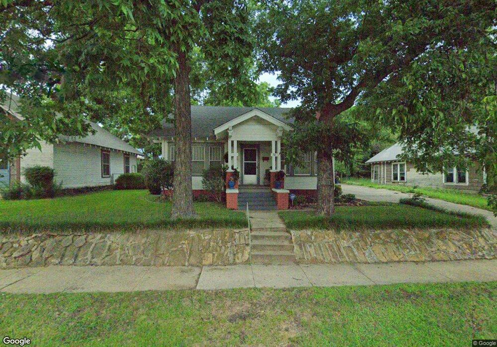 711 A St NE, Ardmore, OK 73401 - photo 1