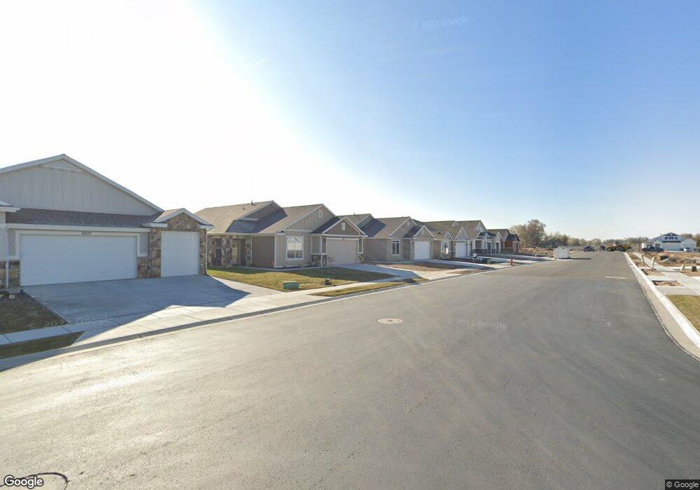 5585 W 5600 S unit 41, Hooper, UT 84315 - photo 1
