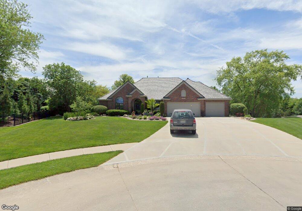 16915 H Cir, Omaha, NE 68135 - photo 1