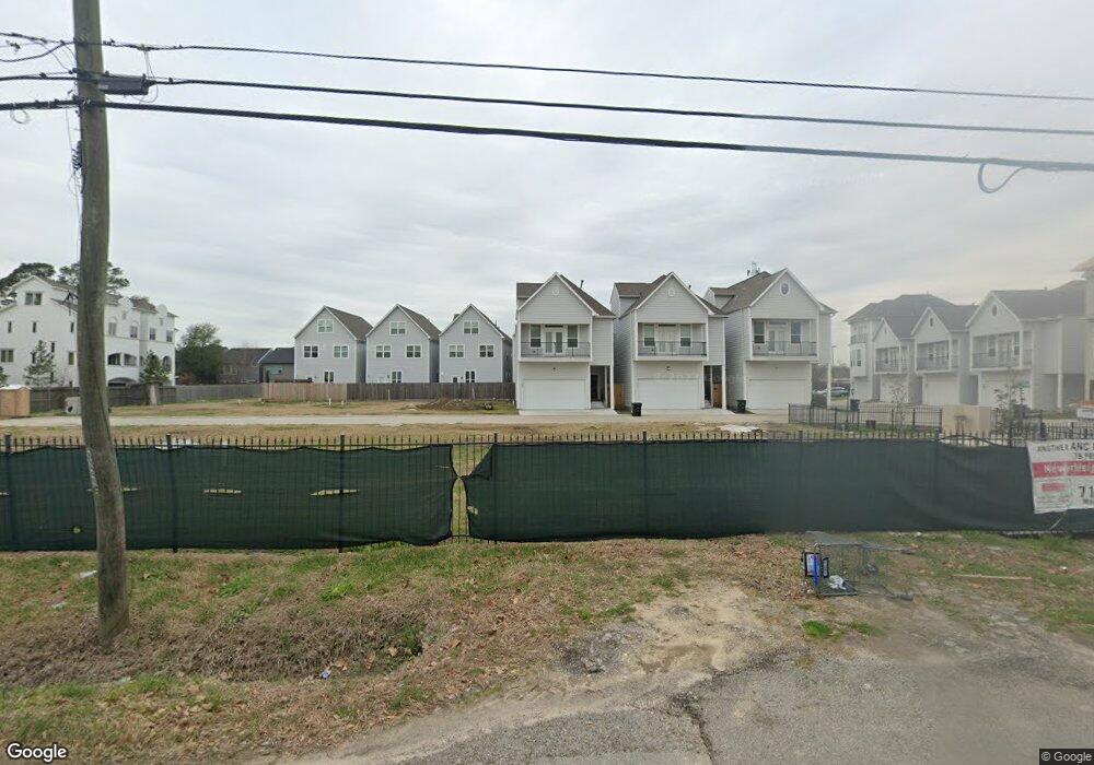 1811 Palmetto Landing Dr, Houston, TX 77009 - photo 1