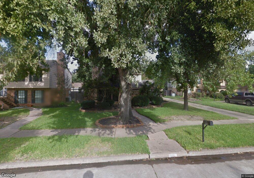 8211 Clover Gardens Dr, Houston, TX 77095 - photo 1