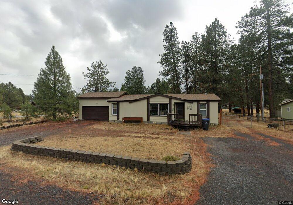 19609 Apache Rd, Bend, OR 97702 - photo 1