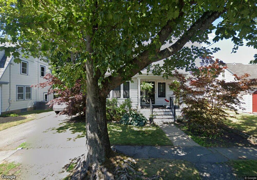 12 Laurel St, Marblehead, MA 01945 - photo 1