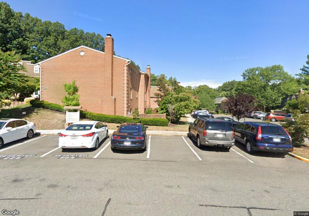 680 N Armistead St unit 41, Alexandria, VA 22312 - photo 1