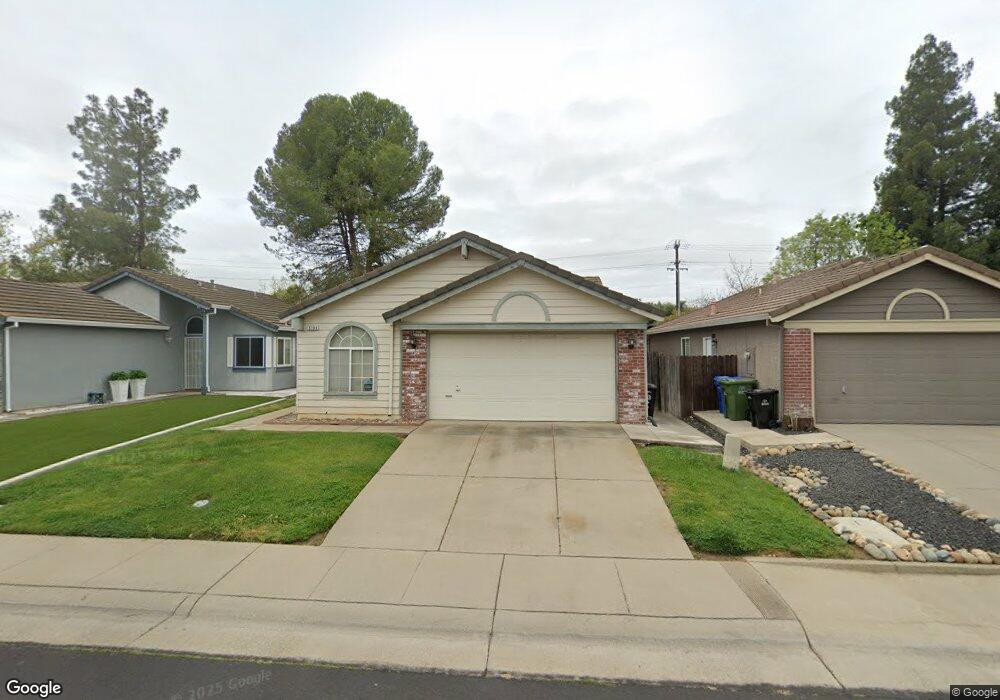 5104 Moon Run Way, Elk Grove, CA 95758 - photo 1