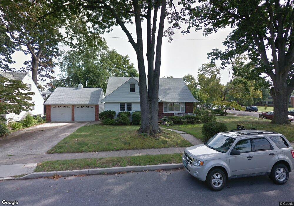 814 Filbert St, Palmyra, NJ 08065 - photo 1