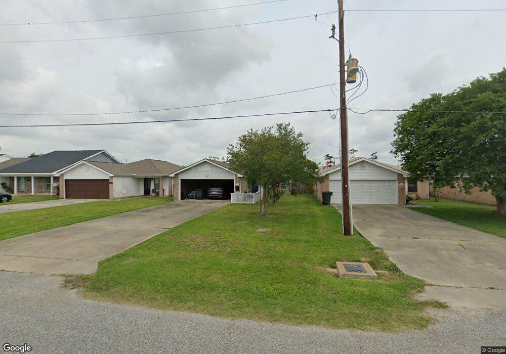 1822 N Tallowood Dr, Lake Charles, LA 70605 - photo 1