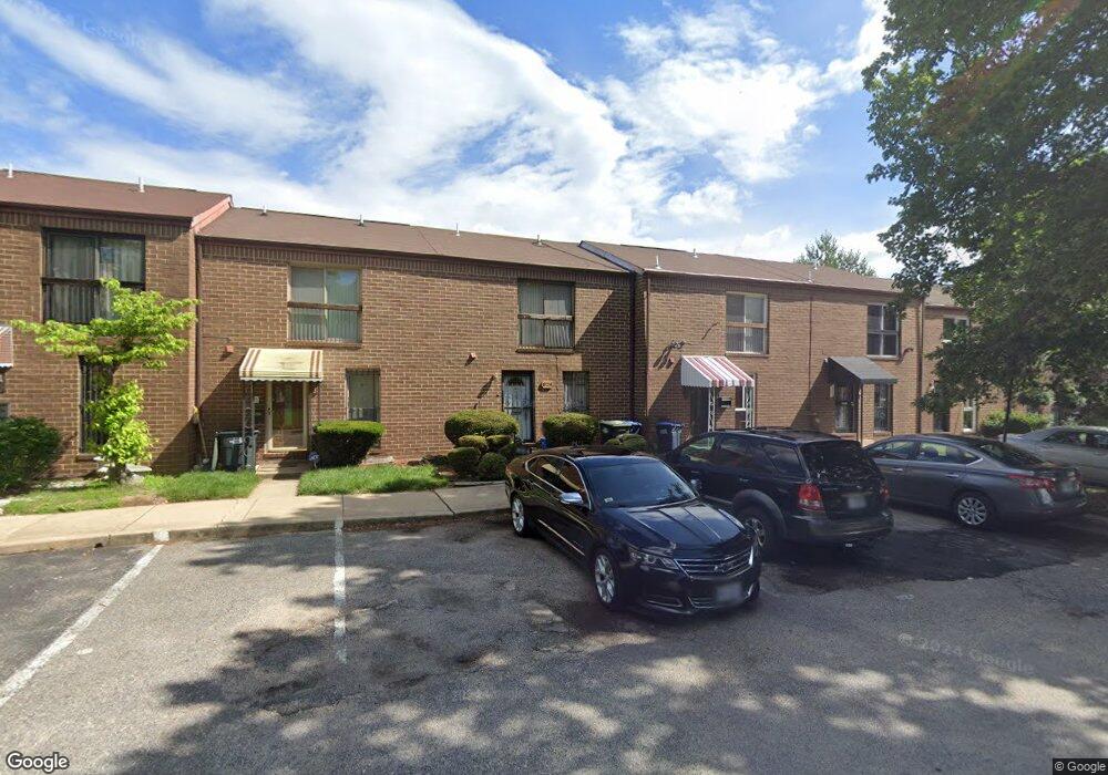 824 Wheeler Hill Dr SE unit 824, Washington, DC 20032 - photo 1