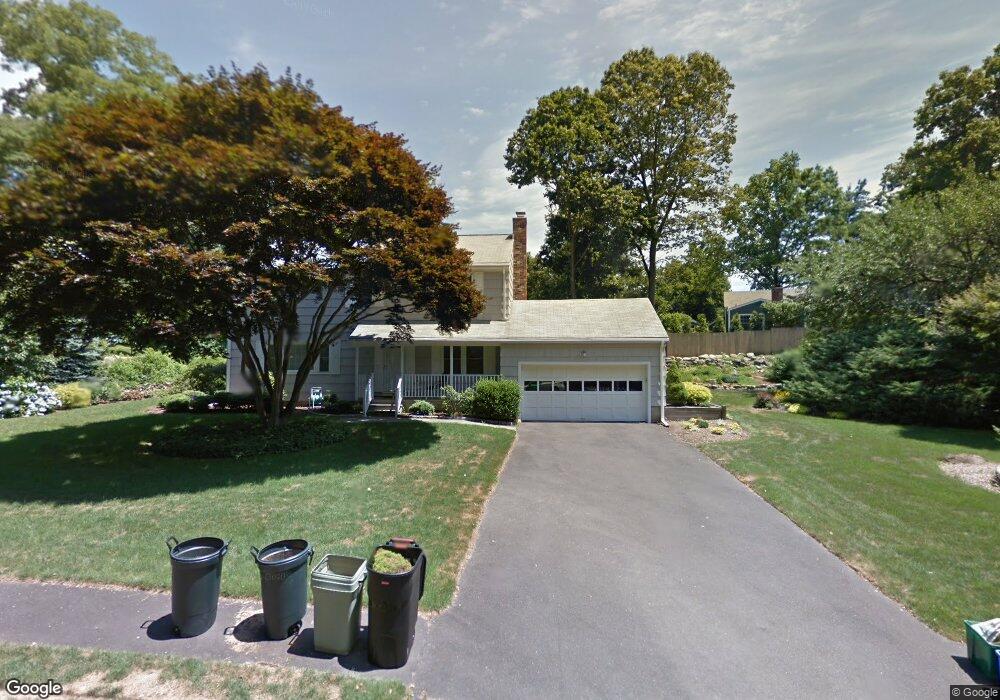 11 Old Field Place, Norwalk, CT 06853 - photo 1