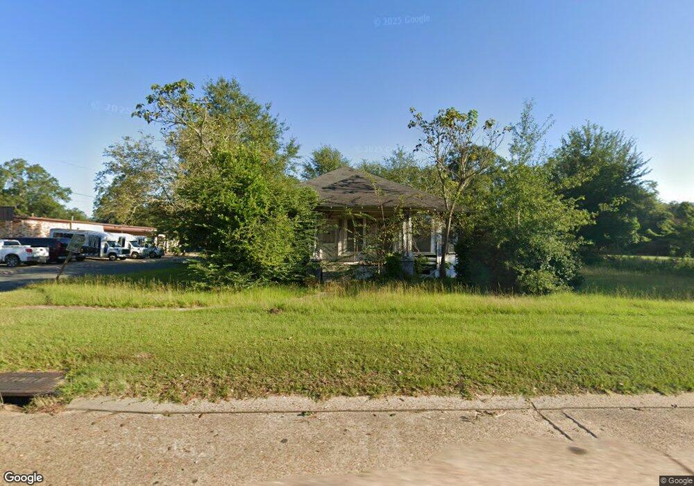 301 Mahlon St, Deridder, LA 70634 - photo 1