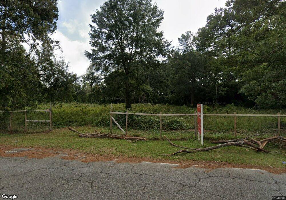 100 Glyndale Cir, Brunswick, GA 31520 - photo 1