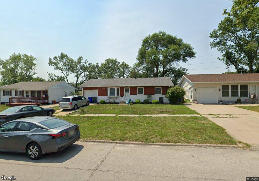1230 18th St NW, Cedar Rapids, IA 52405 - photo 1