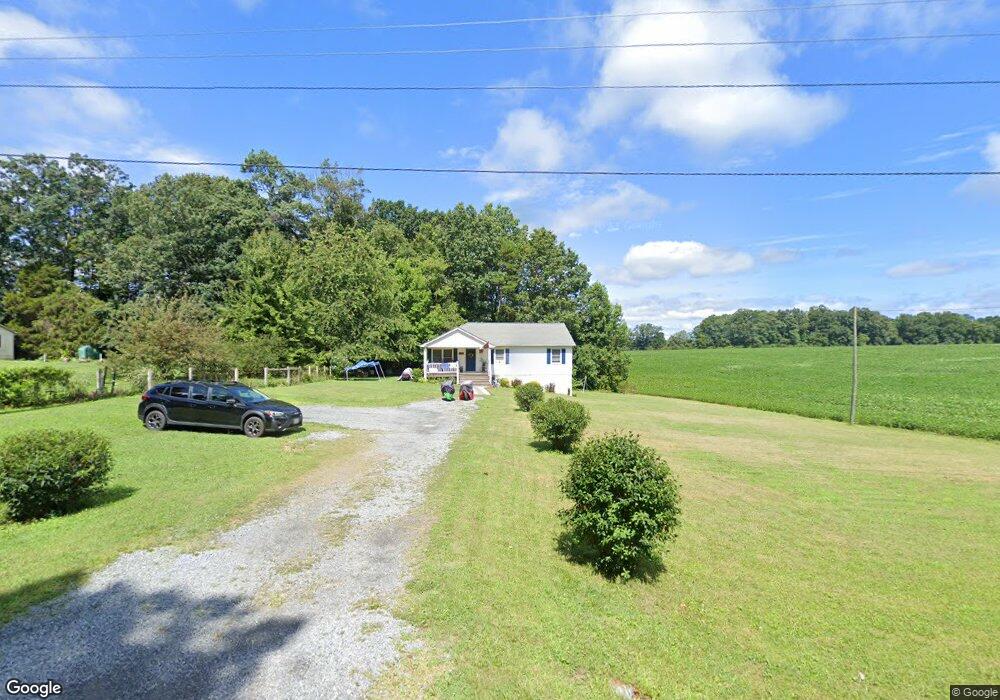 6167 Rolling Rd S, Scottsville, VA 24590 - photo 1
