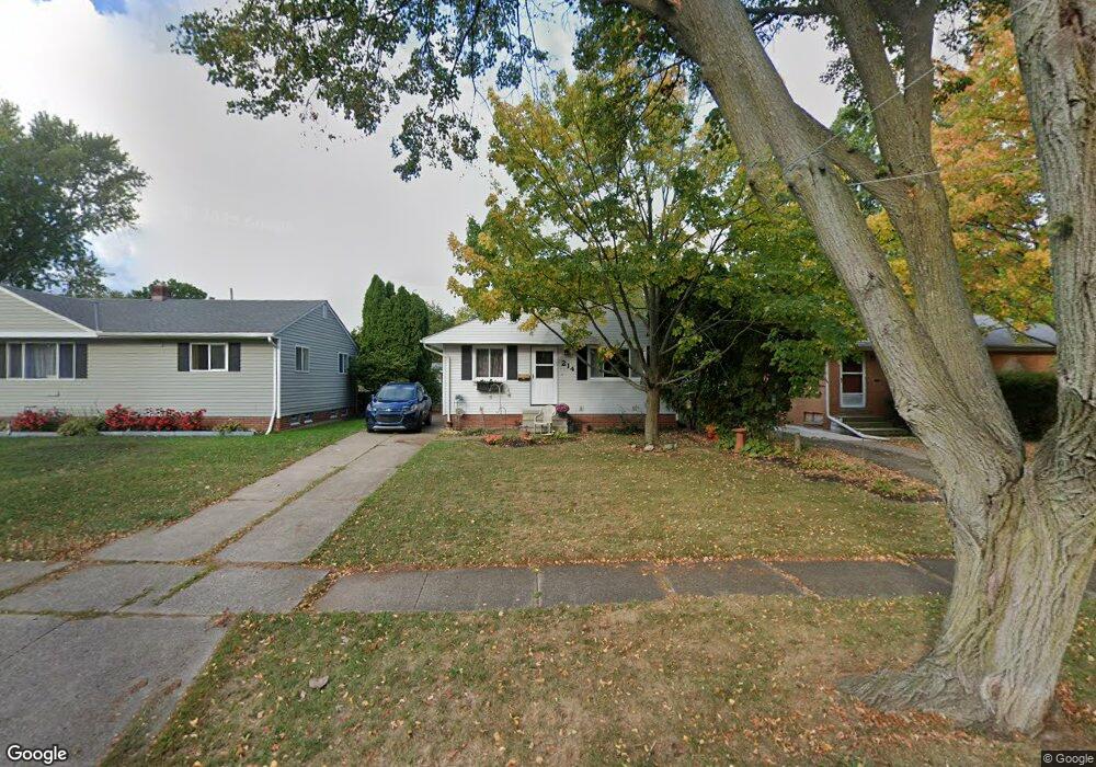 214 Thelma Dr, Sheffield Lake, OH 44054 - photo 1