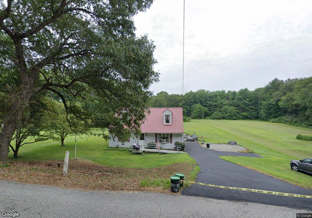 72 Pickett Rd, Plainfield, CT 06374 - photo 1