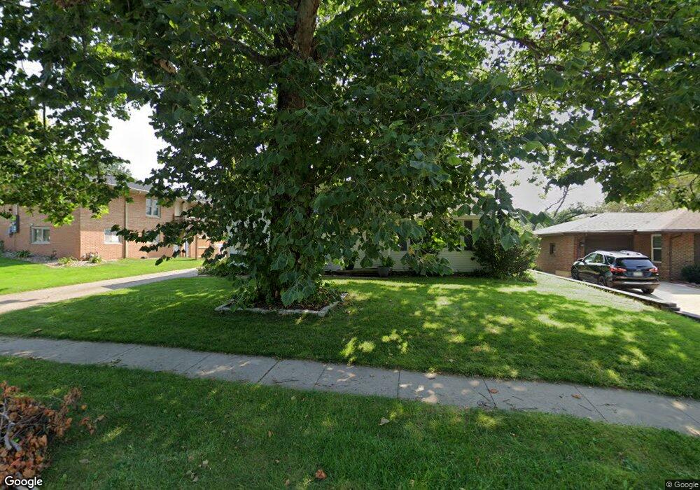 1721 NW 81st St, Clive, IA 50325 - photo 1