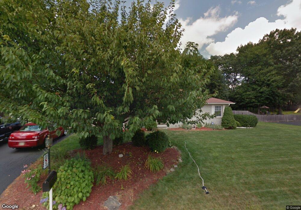 18 Sweet Briar Ln, West Warwick, RI 02893 - photo 1