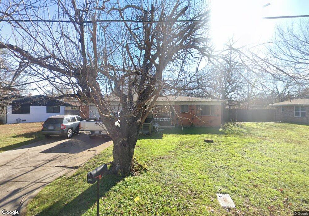 8124 Newman Dr, North Richland Hills, TX 76180 - photo 1