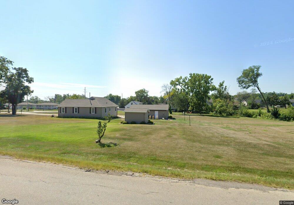 1080 Edgewood Rd NW, Cedar Rapids, IA 52405 - photo 1