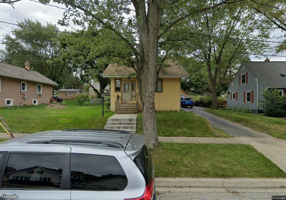 509 S River Rd, Algonquin, IL 60102 - photo 1