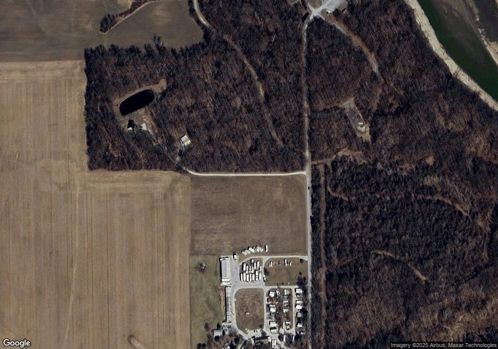 5628 S 700 W, Huntington, IN 46750 - photo 1