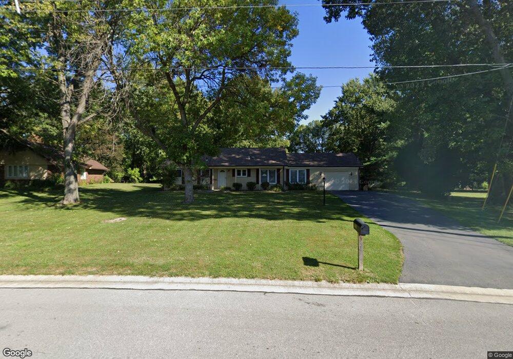 302 Louise Dr, Collinsville, IL 62234 - photo 1