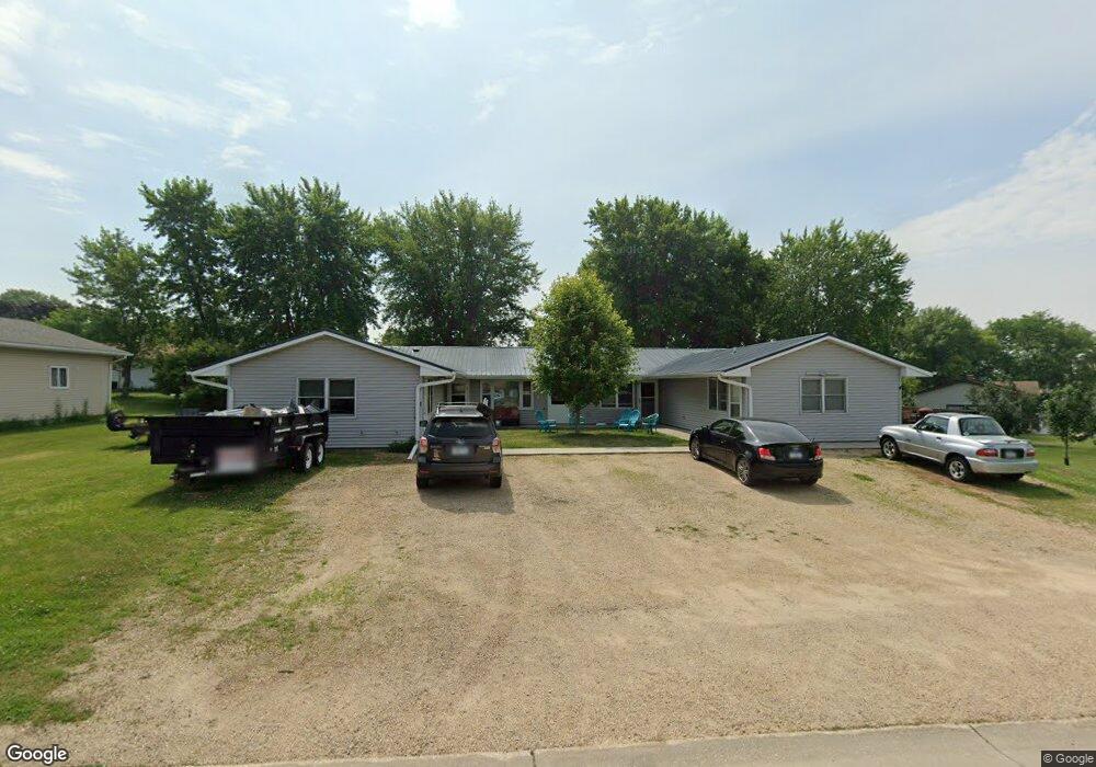 602 N Sprague St, Caledonia, MN 55921 - photo 1