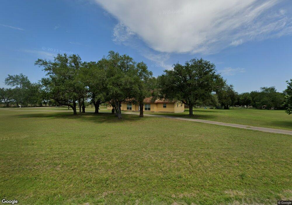 2534 Wofford Ln, Beeville, TX 78102 - photo 1