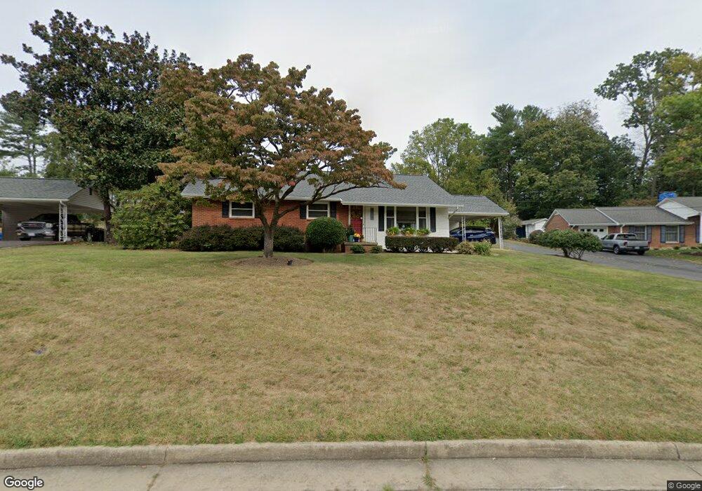 2113 Forest Dr, Waynesboro, VA 22980 - photo 1