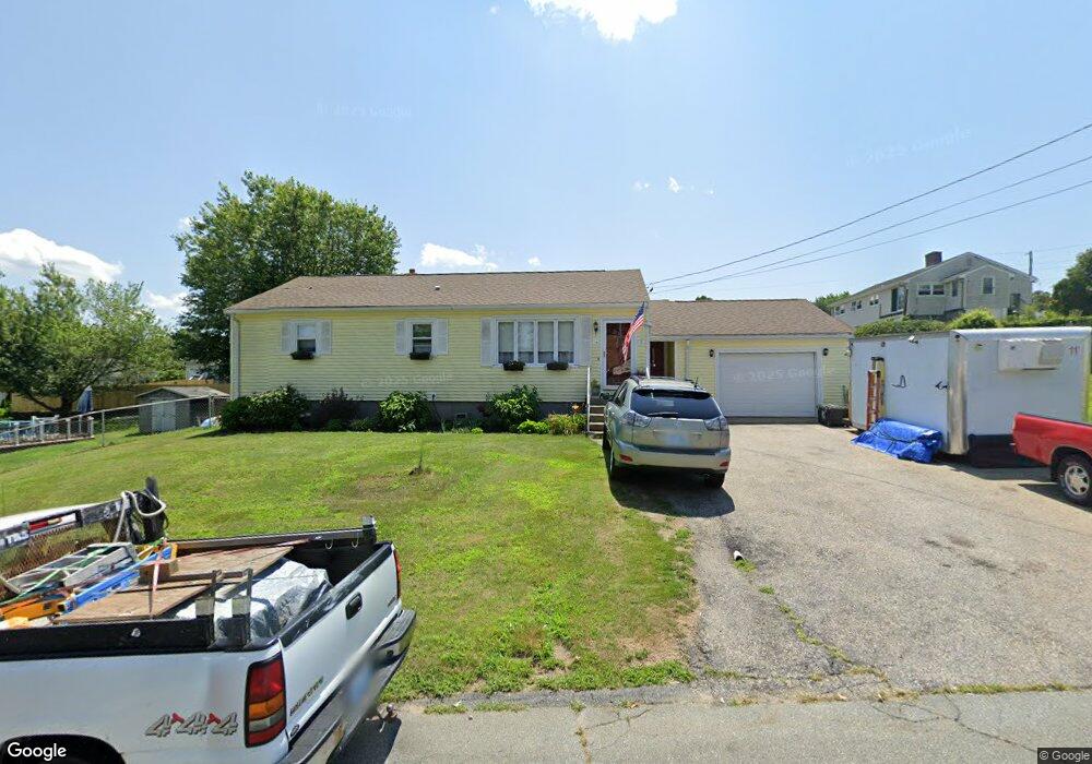 15 E Beardsworth Rd, Tiverton, RI 02878 - photo 1