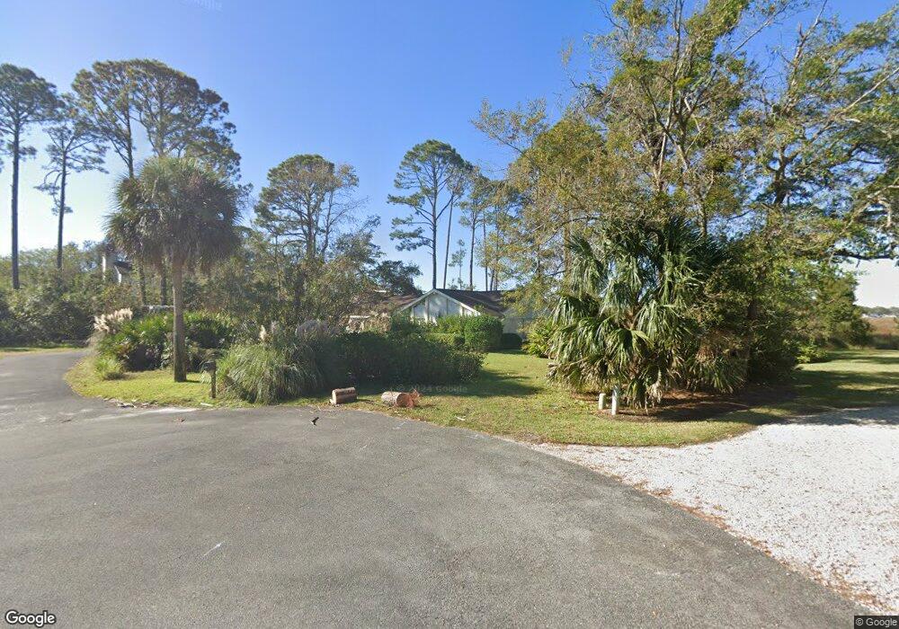 530 Marsh Cir, Saint Simons Island, GA 31522 - photo 1