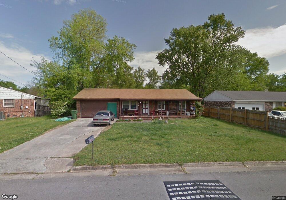 3903 Telstar Cir SW, Huntsville, AL 35805 - photo 1