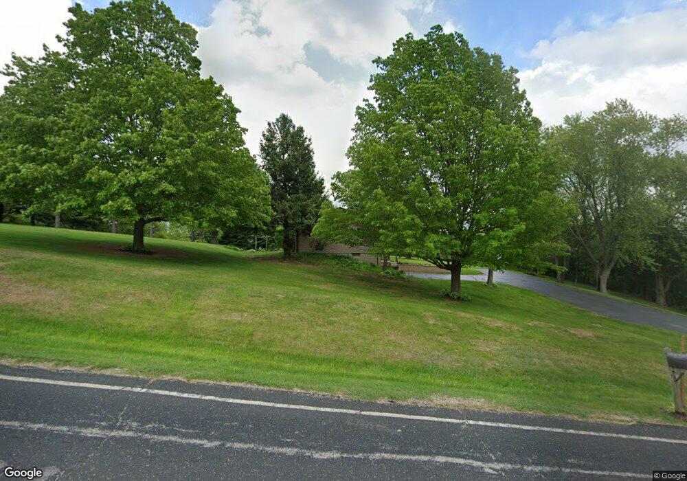 6696 Glacier Dr, West Bend, WI 53090 - photo 1