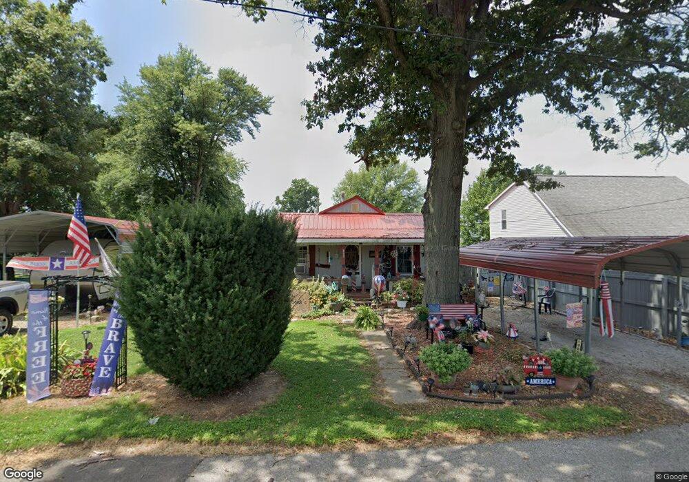 1005 S Center St, Fort Branch, IN 47648 - photo 1