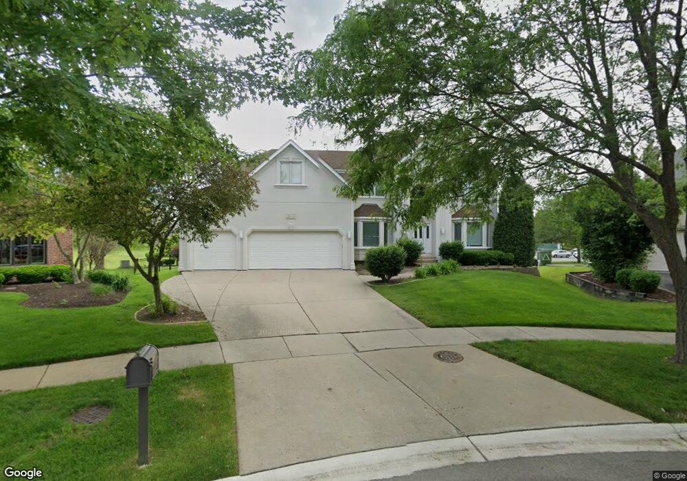 2424 Comstock Ct, Naperville, IL 60564 - photo 1