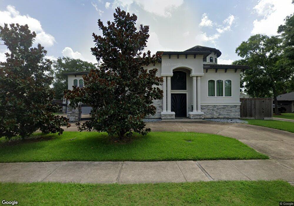 1406 Huge Oaks St, Houston, TX 77055 - photo 1